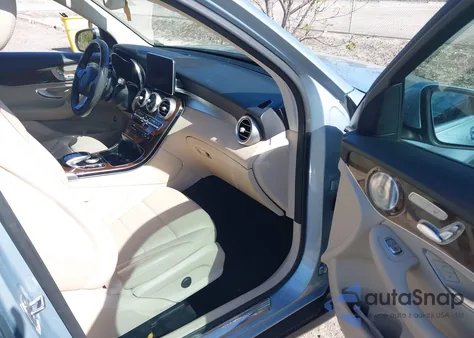 2017 Mercedes-Benz Glc 300 из США, поврежденный, VIN WDC0G4JBXHV006691